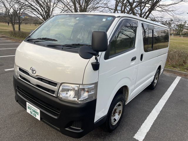 Toyota REGIUSACE VAN 2010-11 1127-10