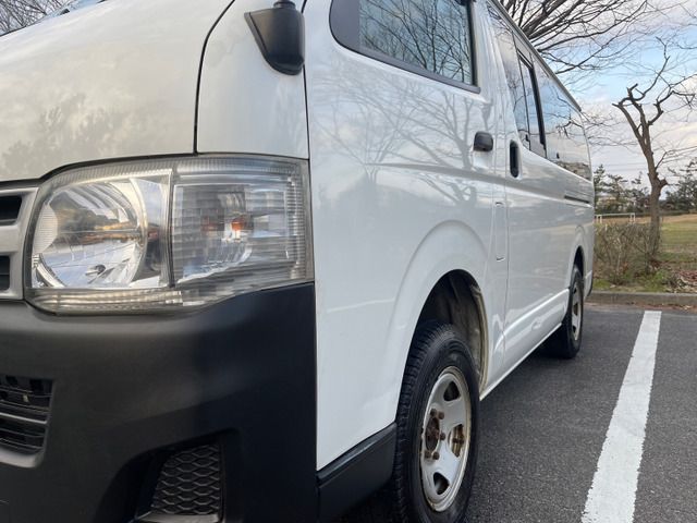 Toyota REGIUSACE VAN 2010-11 1127-14
