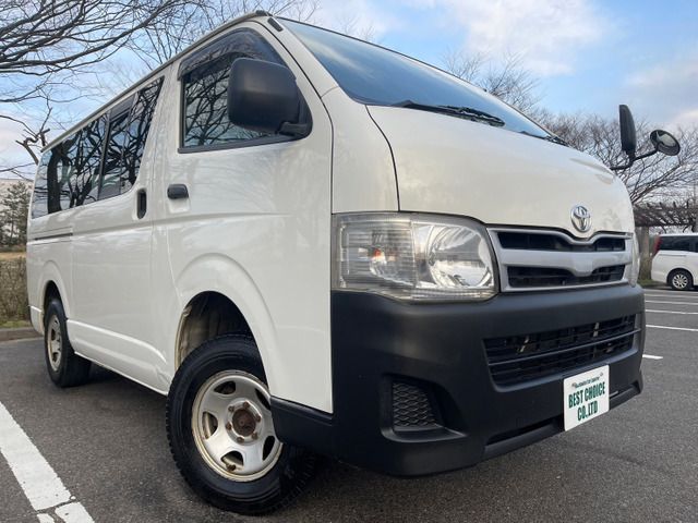 Toyota REGIUSACE VAN 2010-11 1127-1