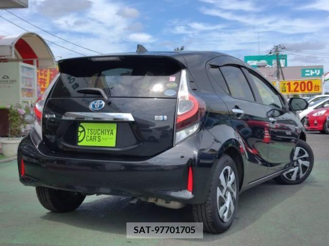 Toyota AQUA 2020-03 292354-1
