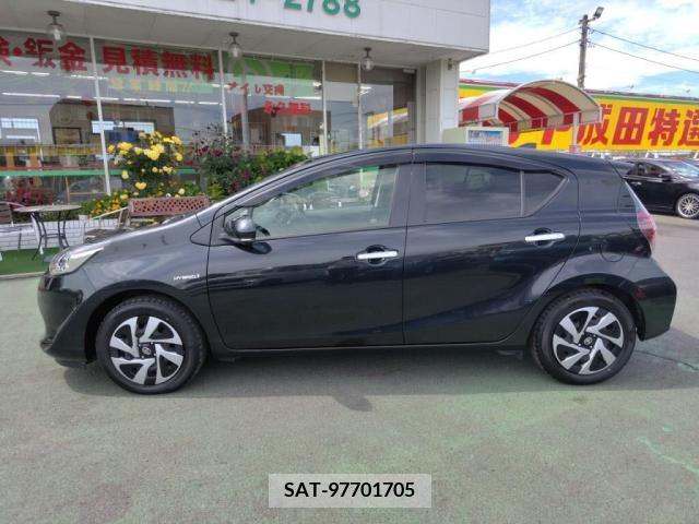 Toyota AQUA 2020-03 292354-11