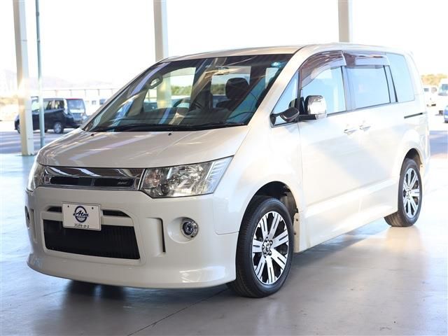 Mitsubishi DELICA D5 2013-11 28808-0