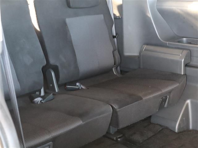 Mitsubishi DELICA D5 2013-11 28808-20