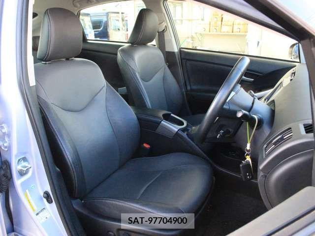 Toyota PRIUS 2015-03 216014-2