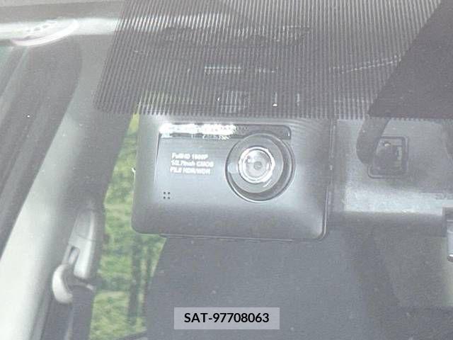 Nissan NOTE 2014-05 365303-5