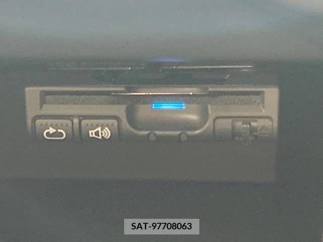 Nissan NOTE 2014-05 365303-4