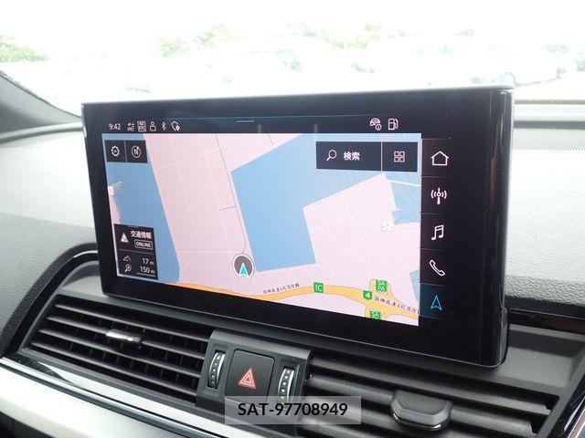 Audi Q5 2021-09 356606-13