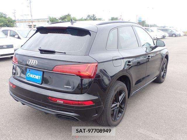 Audi Q5 2021-09 356606-9