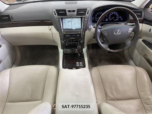 Lexus LS 2008-05 275410-18