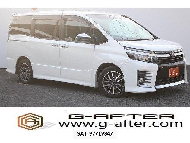 Toyota VOXY 2014-06 220411-0