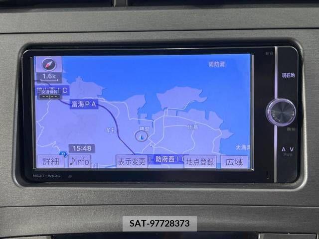 Toyota PRIUS 2013-12 351399-2