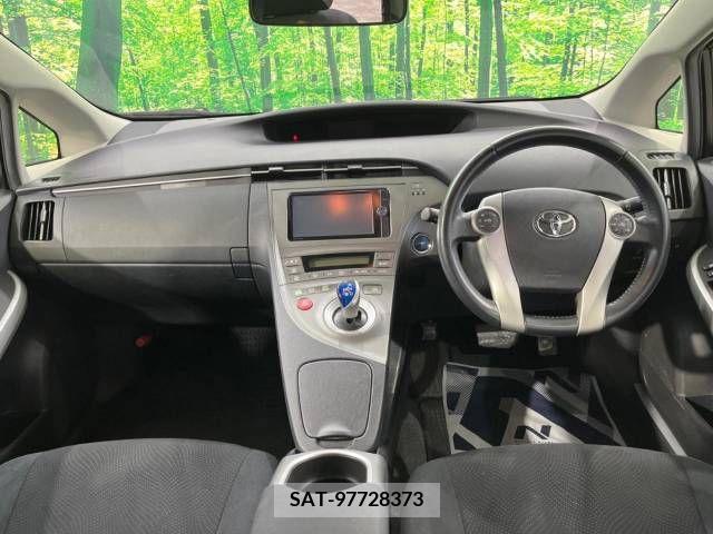 Toyota PRIUS 2013-12 351399-1
