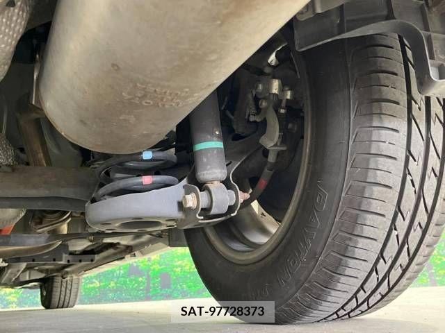 Toyota PRIUS 2013-12 351399-19