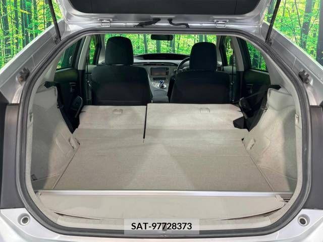 Toyota PRIUS 2013-12 351399-7