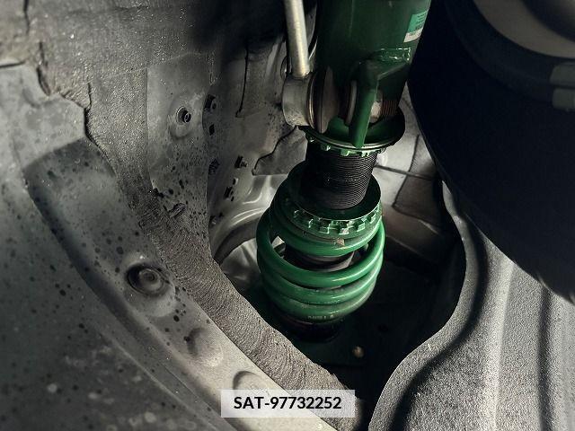 Toyota VOXY 2022-03 339184-21