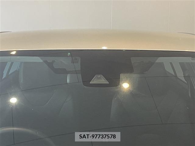 Toyota PRIUS 2020-02 322470-8