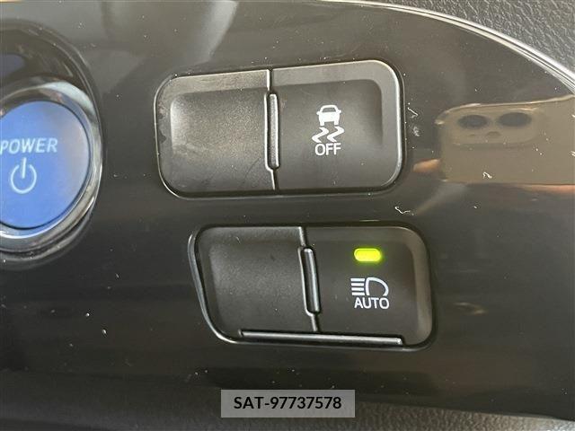 Toyota PRIUS 2020-02 322470-17