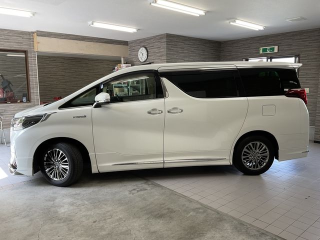 Toyota ALPHARD HYBRID 2018-05 19579-25
