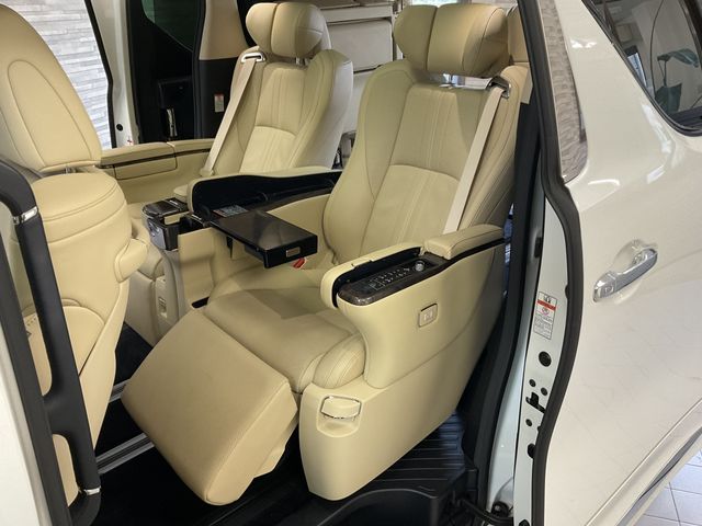 Toyota ALPHARD HYBRID 2018-05 19579-14