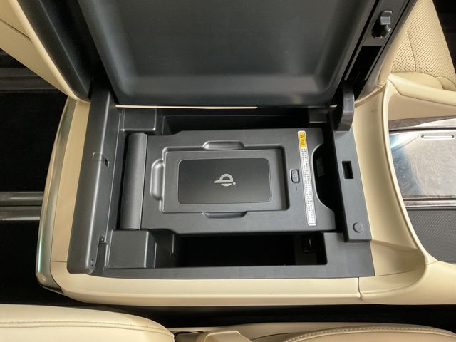 Toyota ALPHARD HYBRID 2018-05 19579-9
