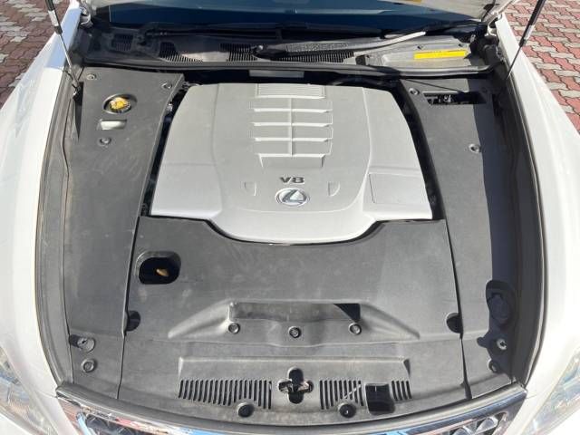 Lexus LS 2009-11 181118-18