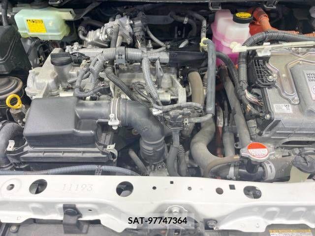 Toyota AQUA 2016-08 348695-18
