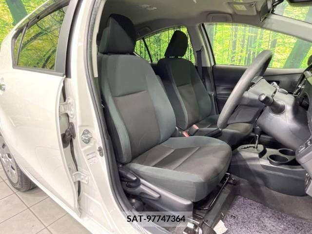 Toyota AQUA 2016-08 348695-8