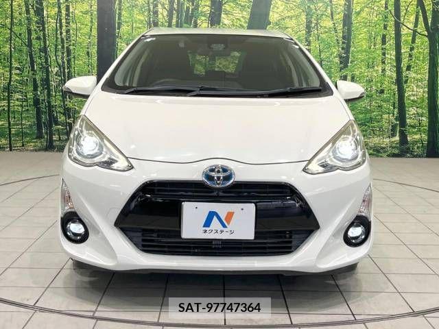 Toyota AQUA 2016-08 348695-14