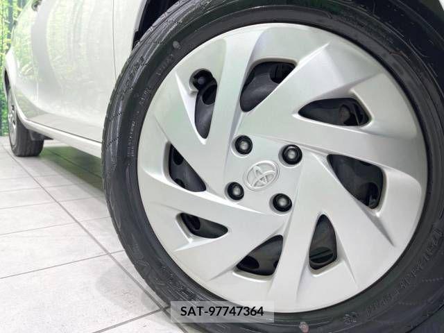 Toyota AQUA 2016-08 348695-13