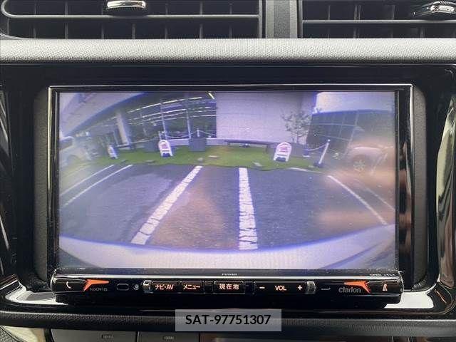 Toyota AQUA 2017-03 291914-3