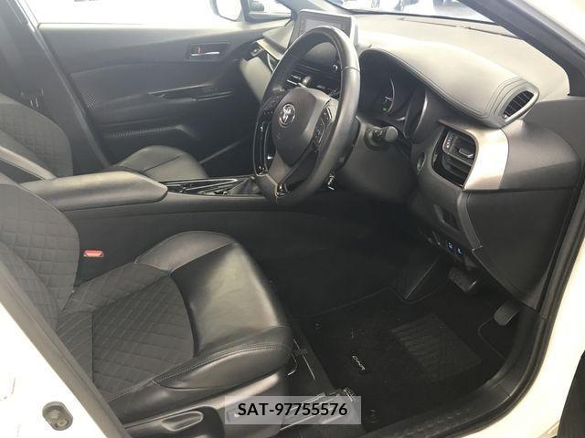 Toyota C-HR 2021-03 295849-1