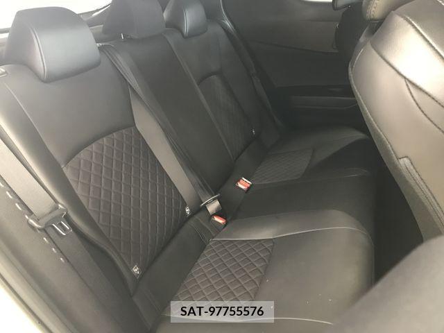 Toyota C-HR 2021-03 295849-6