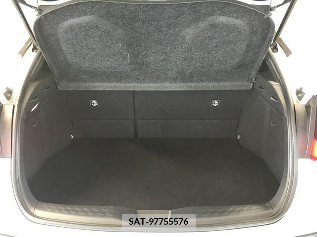 Toyota C-HR 2021-03 295849-25
