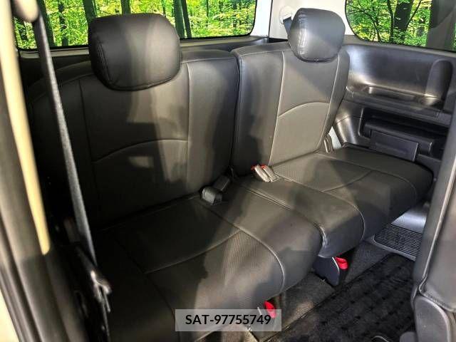 Nissan SERENA 2009-06 393882-10