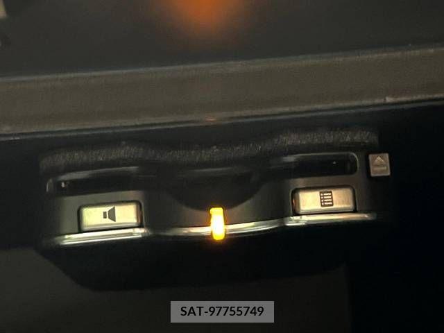 Nissan SERENA 2009-06 393882-6