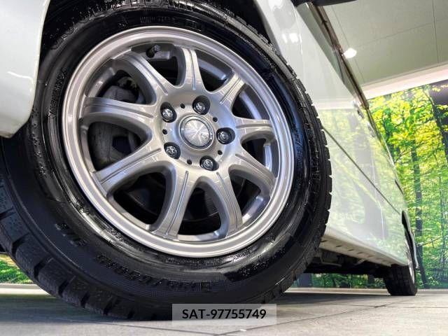 Nissan SERENA 2009-06 393882-14