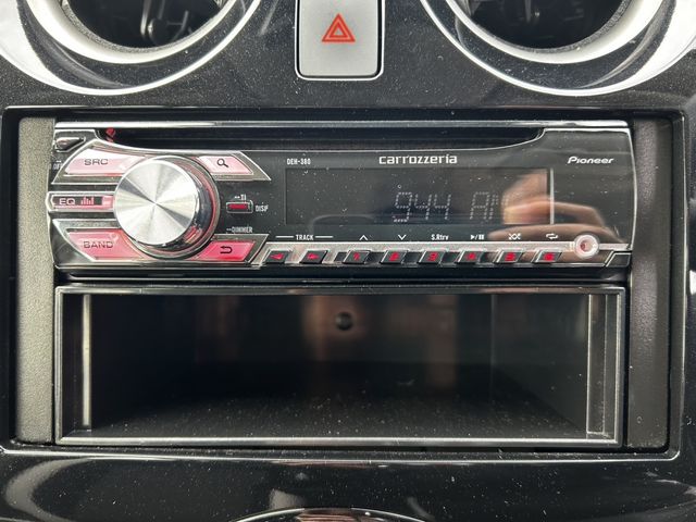 Nissan NOTE 2018-04 24145-18