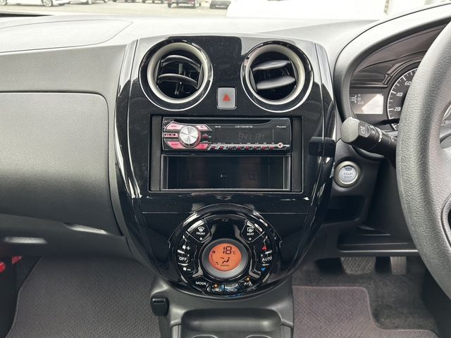 Nissan NOTE 2018-04 24145-15
