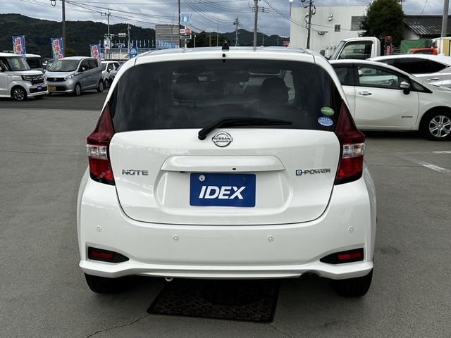 Nissan NOTE 2018-04 24145-6