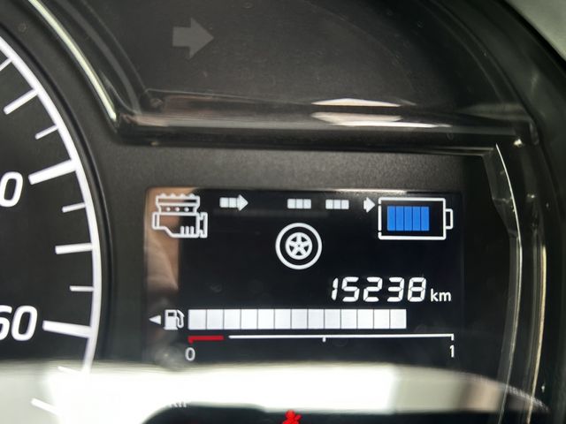 Nissan NOTE 2018-04 24145-17