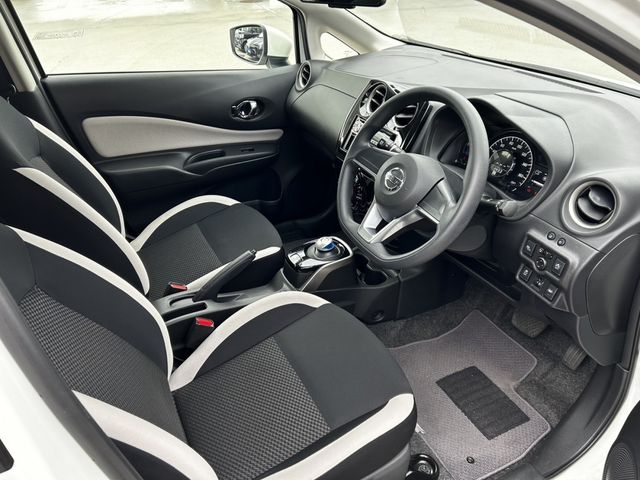 Nissan NOTE 2018-04 24145-10
