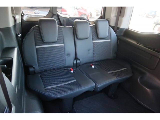 Honda e 2016-07 28237-27