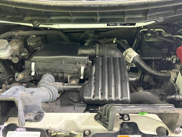 Suzuki SPACIA 2020-02 28319-18