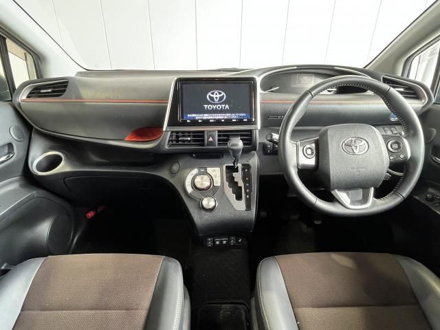 Toyota SIENTA 2018-09 188782-5