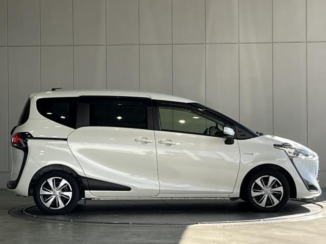 Toyota SIENTA 2018-09 188782-3