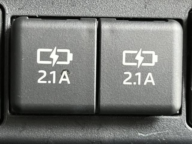 Toyota SIENTA 2018-09 188782-14