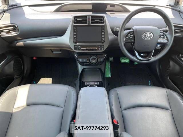 Toyota PRIUS 2022-09 366405-1