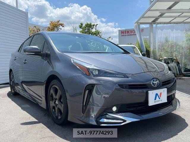 Toyota PRIUS 2022-09 366405-16