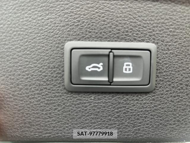 Audi Q5 2018-04 292863-16