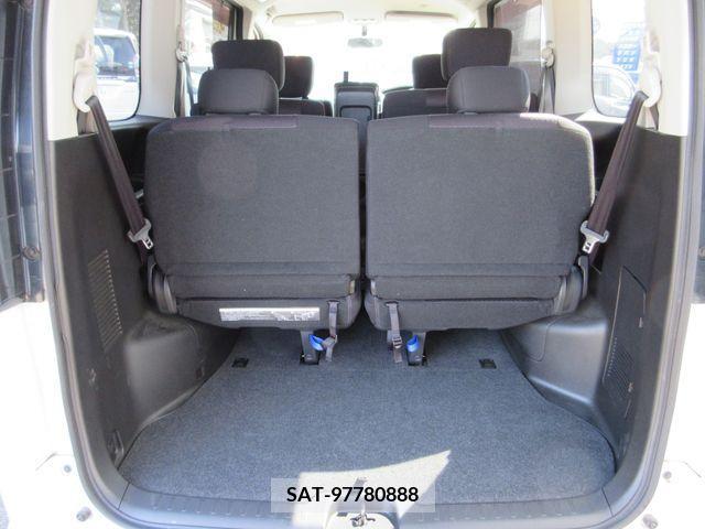Nissan SERENA 2011-10 373256-21